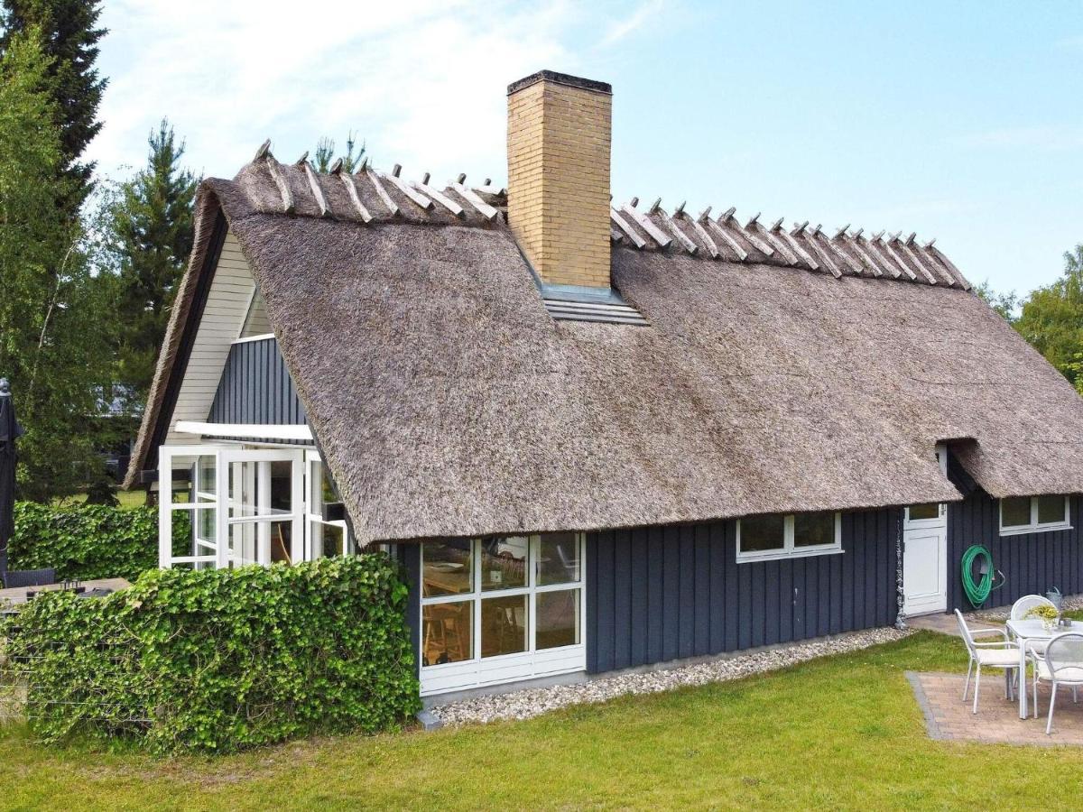 Holiday Home Vaeggerlose Ccxiv Bøtø By Bagian luar foto
