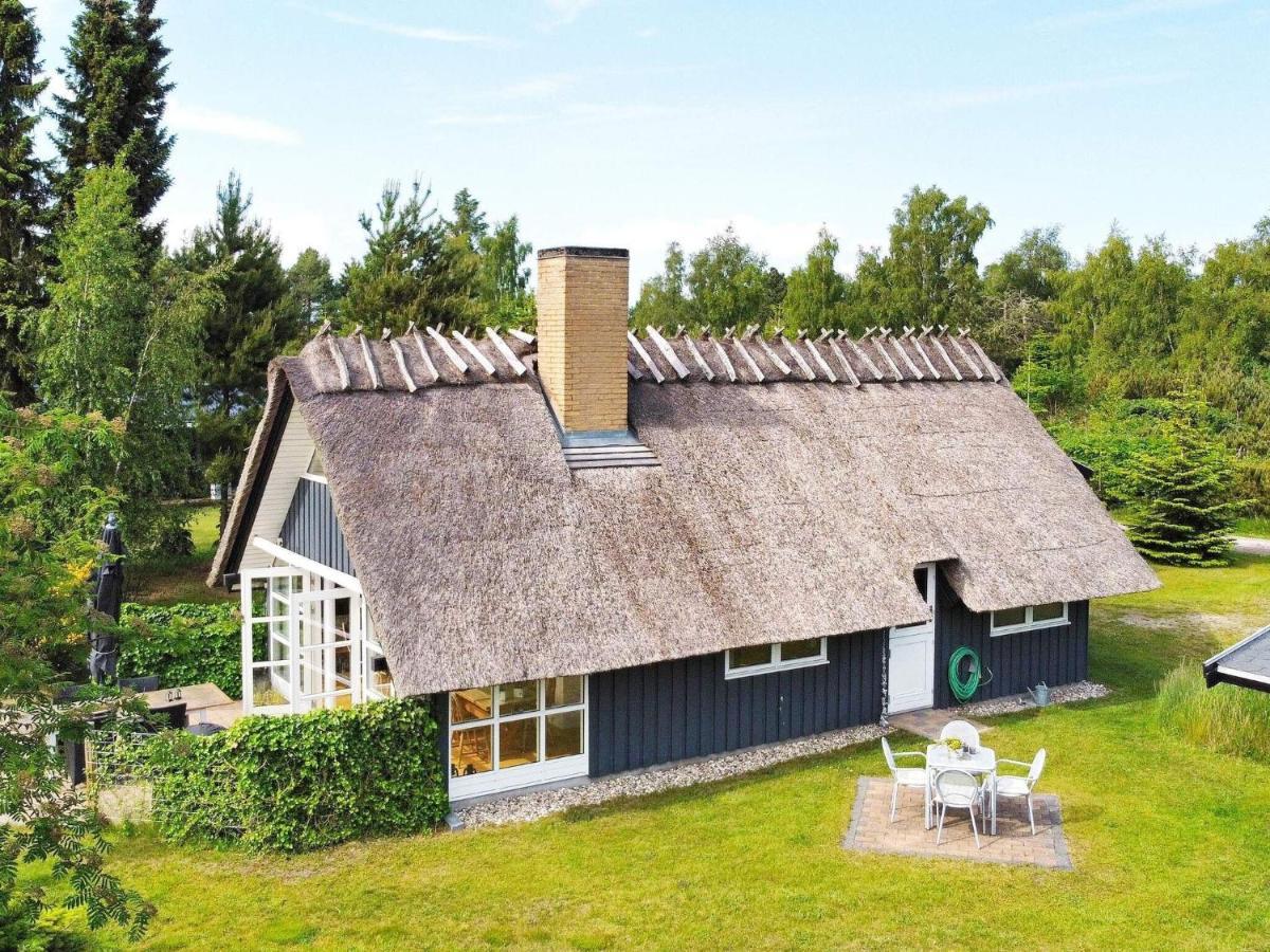 Holiday Home Vaeggerlose Ccxiv Bøtø By Bagian luar foto